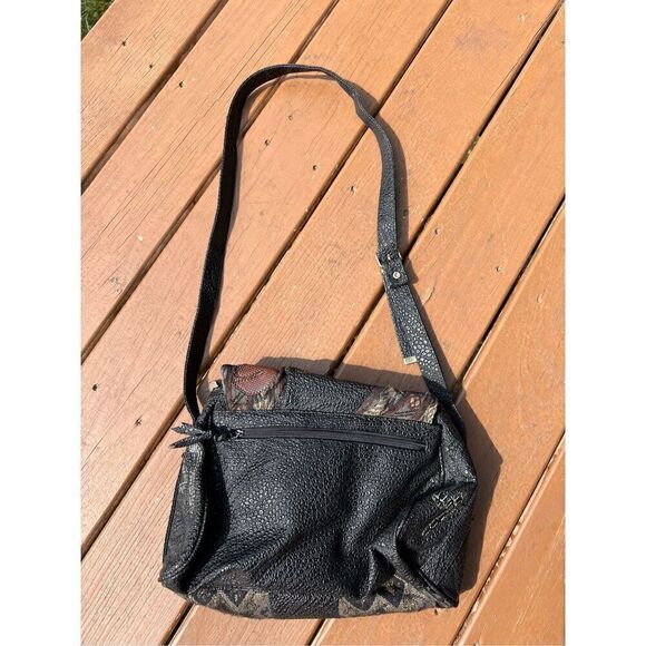 Y2K Faux Leather Crossbody Bag - Picture 3 of 7